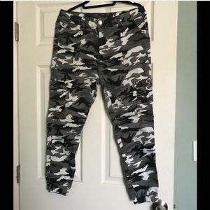 ❤️❤️CAMO PANTS❤️❤️